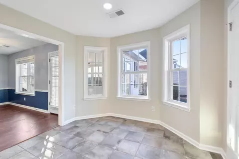 Entry Way - 1147 Junco Cv, Collierville, TN 38017 photo 2 of 4