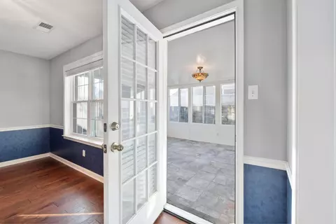 Entry Way - 1147 Junco Cv, Collierville, TN 38017 photo 4 of 4