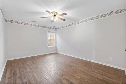 Bedroom - 1147 Junco Cv, Collierville, TN 38017 photo 2 of 2