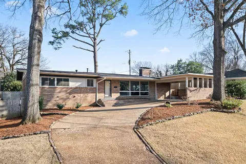 320 Belhaven St, Memphis, TN 38117