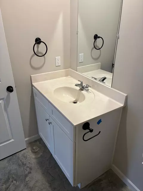 Bath - 990 Par Ave, Memphis, TN 38127 photo 3 of 4