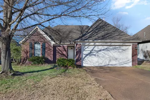 6946 Naples Dr, Cordova, TN 38018