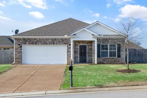 250 Lilly Dr, Oakland, TN 38060