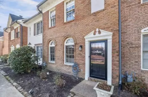 1687 Kimbrough Rd #1687, Germantown, TN 38138