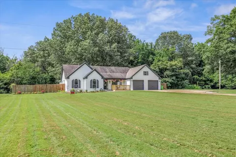 3225 Thorpe Dr, Mason, TN 38049