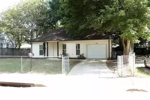 3789 Fairoaks Ave, Memphis, TN 38122