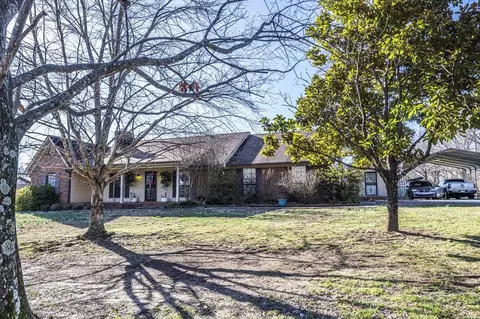 643 Fore Ln, Mason, TN 38049