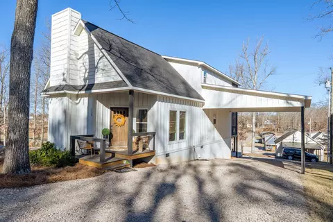 115 Holiday Hills Ln, Counce, TN 38326