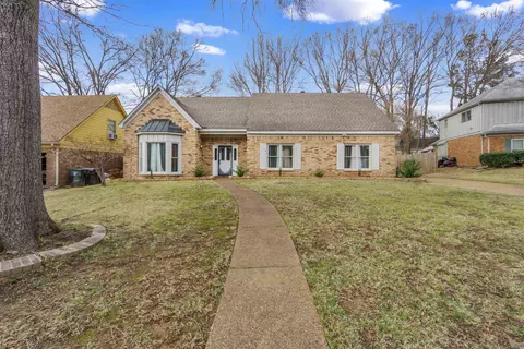 6736 Kirby Trace Cv, Memphis, TN 38119