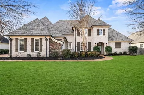 1581 Brackenshire Ln, Collierville, TN 38017