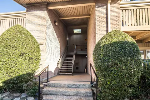 846 Thistledown Dr #2, Memphis, TN 38117