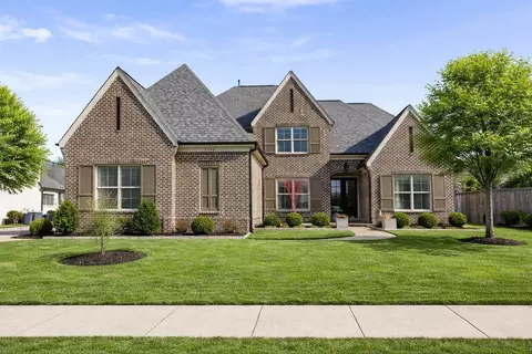 4728 Magnolia Park Cir W, Collierville, TN 38017