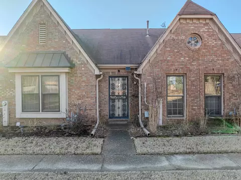 Exterior - 3290 Neil Dr, Bartlett, TN 38134 photo 4 of 5