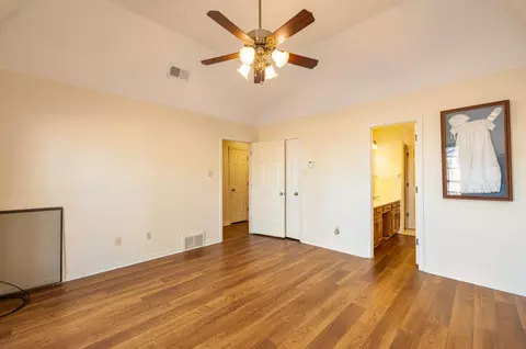 Bedroom - 3290 Neil Dr, Bartlett, TN 38134 photo 2 of 4