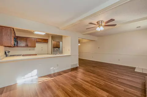 Living - 3290 Neil Dr, Bartlett, TN 38134 photo 4 of 4