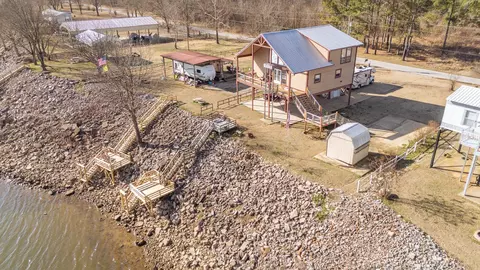 230 Silver Water Ln, Counce, TN 38326