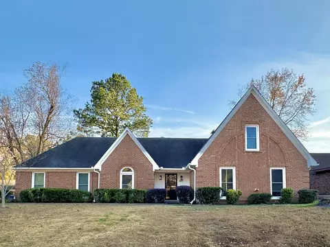 7475 Kingsland Dr, Memphis, TN 38125
