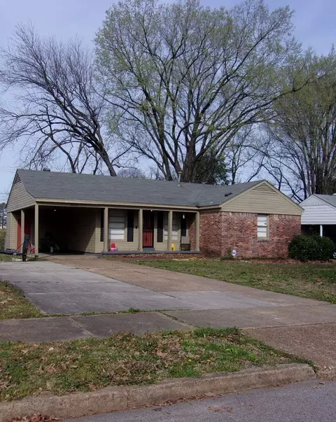 Exterior - 3733 Brompton Ave, Memphis, TN 38118 photo 3 of 6