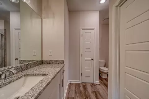 Entry Way - 200 E Washington Ave, Covington, TN 38019 photo 4 of 6
