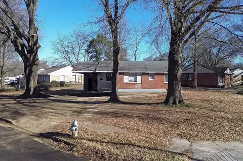 3912 Berkshire Ave, Memphis, TN 38108
