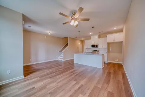 Living - 212 E Washington Ave, Covington, TN 38019 photo 4 of 7