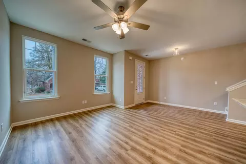 Living - 224 E Washington Ave, Covington, TN 38019 photo 3 of 4