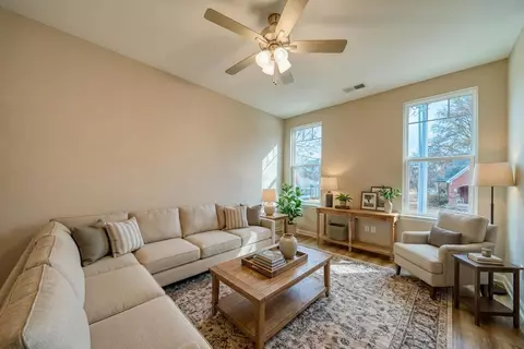 Living - 224 E Washington Ave, Covington, TN 38019 photo 2 of 4