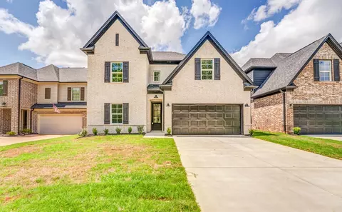 100 Blue Dr, Oakland, TN 38060
