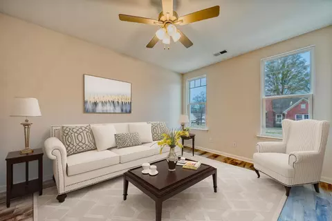 Living - 236 E Washington Ave, Covington, TN 38019 photo 3 of 5