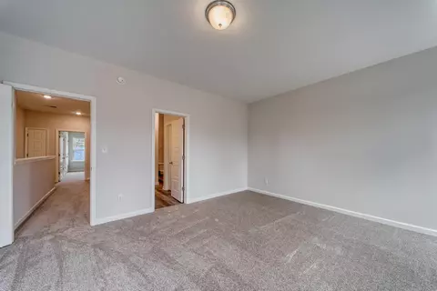 Bedroom - 272 E Washington Ave, Covington, TN 38019 photo 6 of 8
