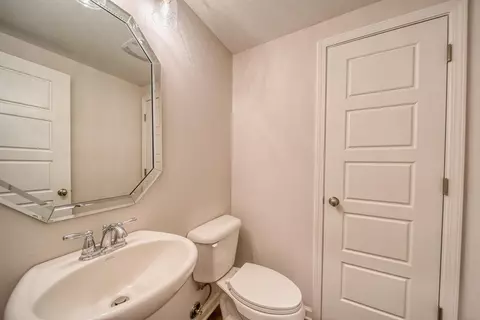 Bath - 272 E Washington Ave, Covington, TN 38019 photo 1 of 4