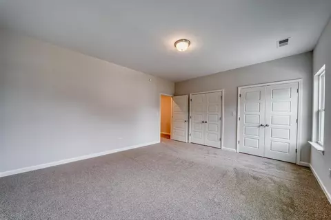 Bedroom - 272 E Washington Ave, Covington, TN 38019 photo 2 of 8