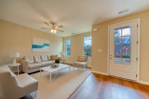 Living - 248 E Washington Ave, Covington, TN 38019 photo 1 of 7