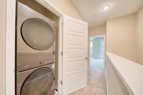 Entry Way - 284 E Washington Ave, Covington, TN 38019 photo 4 of 4