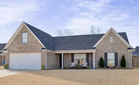 Exterior - 6411 E Sandbourne Dr, Olive Branch, MS 38654 photo 6 of 6