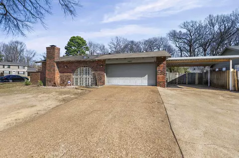 4982 Holly Ridge Dr, Memphis, TN 38118