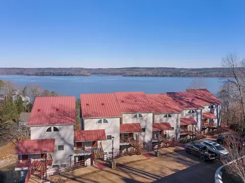 165 Lakeshore Ln, Counce, TN 38326