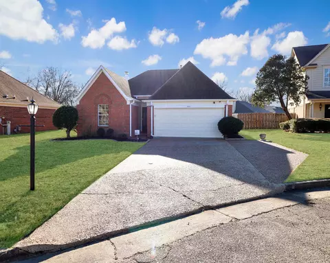 2321 Valley Edge Cv, Cordova, TN 38016