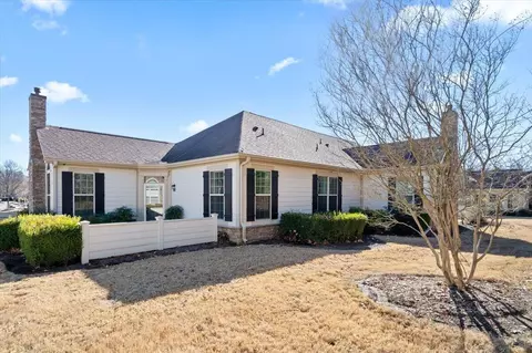 1647 W Southfield Cir, Cordova, TN 38016