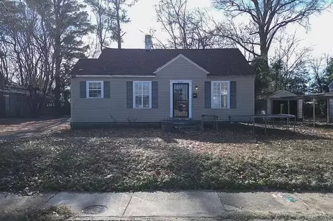 3323 Farmville Ave, Memphis, TN 38122