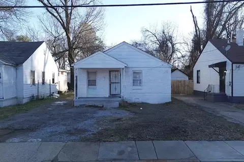 886 N Bingham St, Memphis, TN 38108