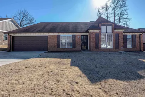 7345 Old Dominion Ct, Memphis, TN 38125