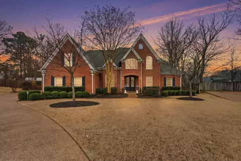 731 Magnolia Garden Cv, Collierville, TN 38017