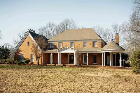 1275 Quinn Rd, Collierville, TN 38017