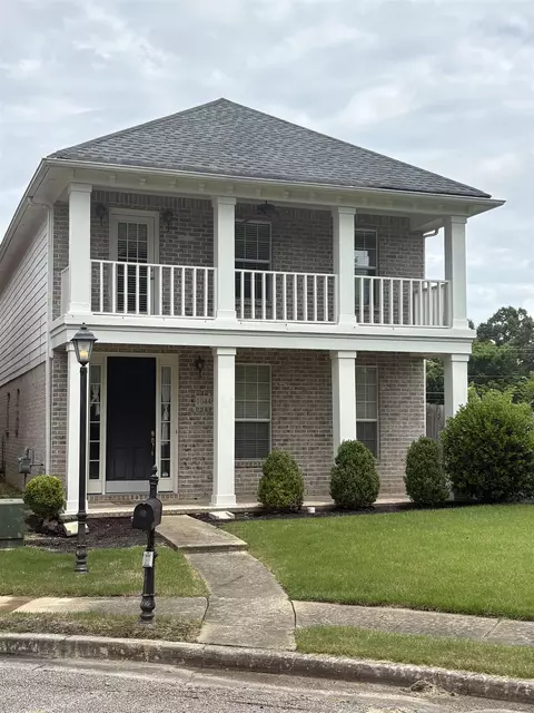 10448 Sunnybrook Cir, Collierville, TN 38017