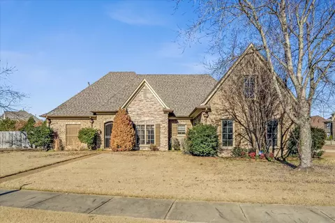 4234 Dawson Ridge Dr, Millington, TN 38053