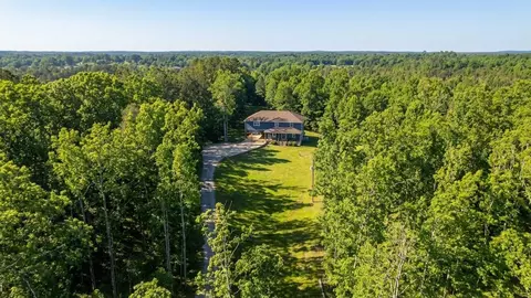 865 Sylvan Dr, Savannah, TN 38372