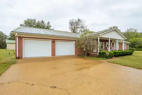 4985 Saltillo Rd, Saltillo, TN 38370
