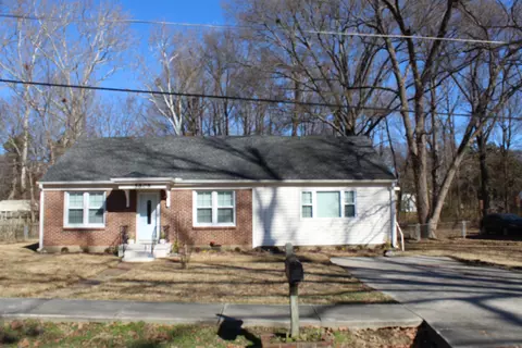 5808 Woodlawn St, Bartlett, TN 38134