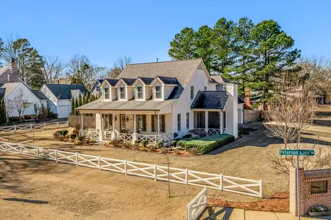 431 Peterson Lake Rd, Collierville, TN 38017